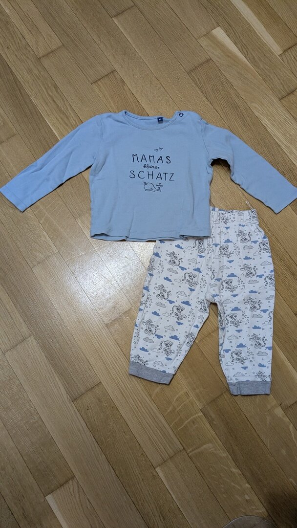 Pyjama lang, Grösse 92
