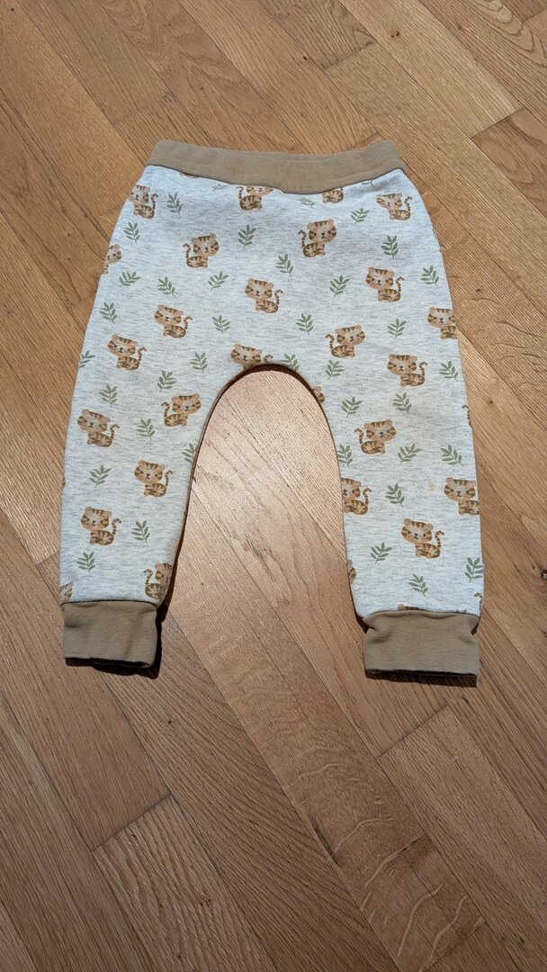Hose, Grösse 98