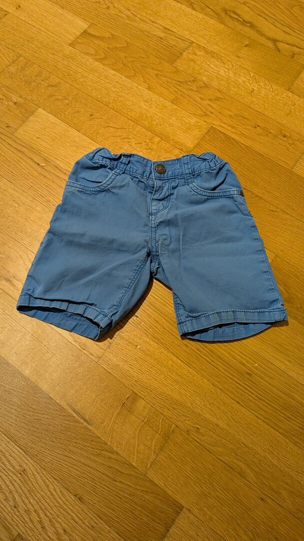 Hose kurz C&A, Grösse 98