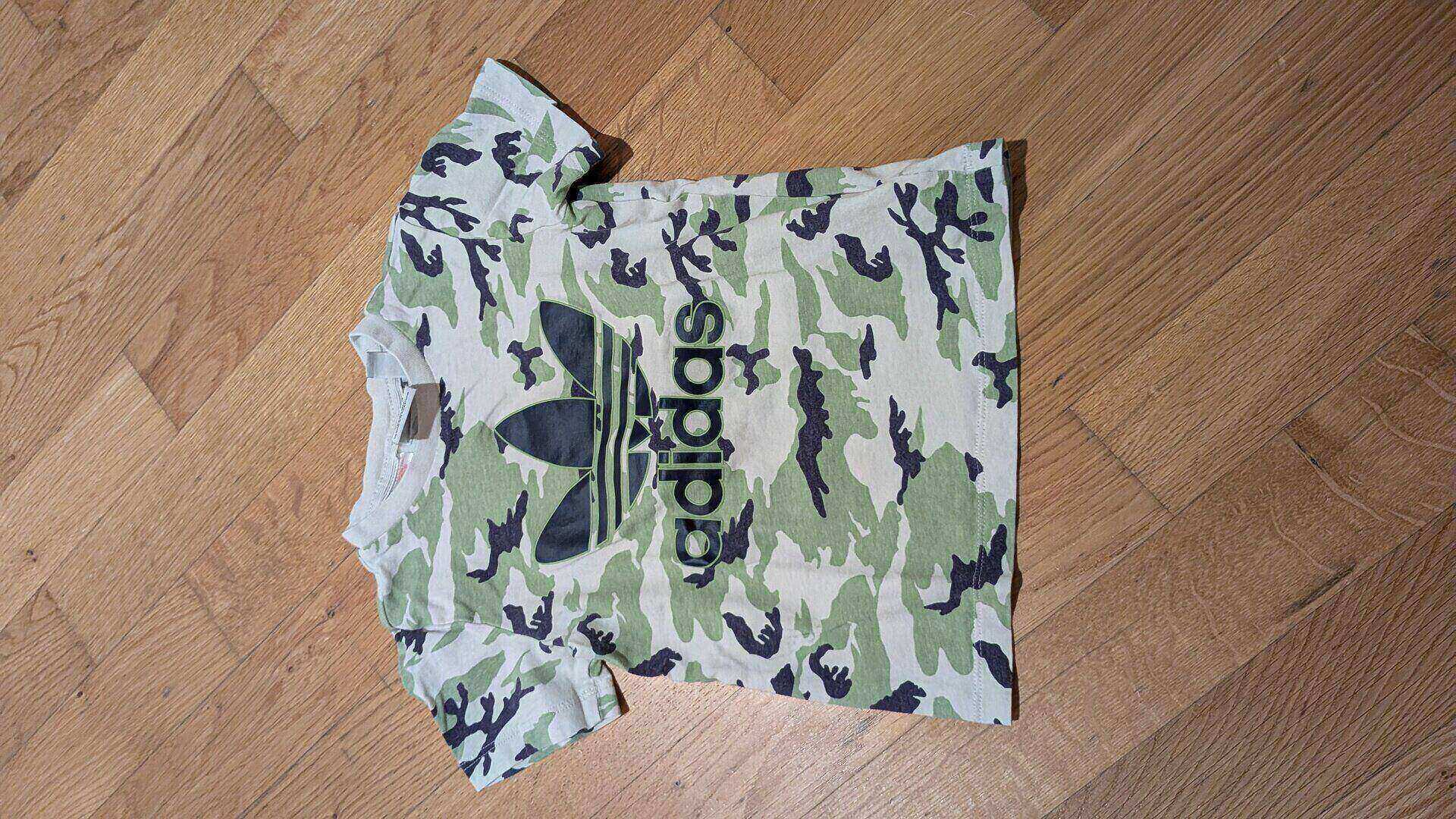 T-Shirt adidas, Grösse 98