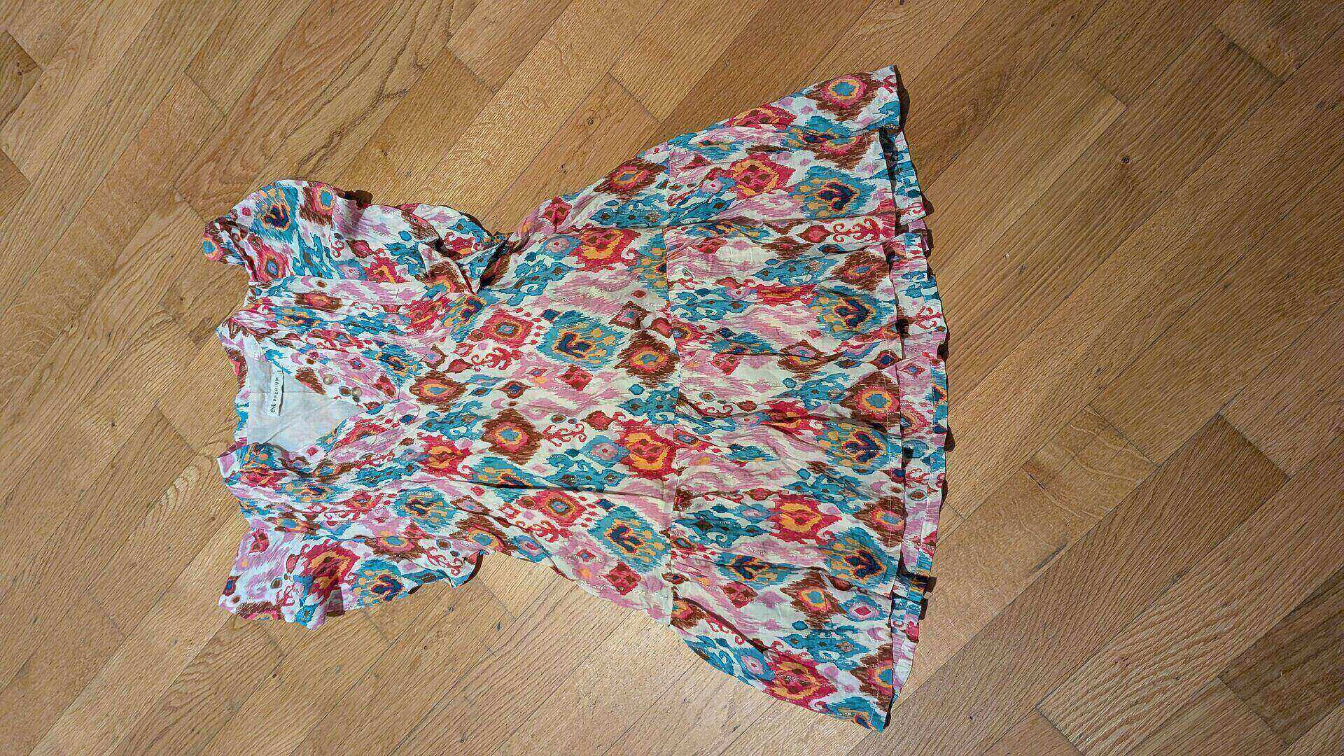 Kleid C&A, Grösse 110