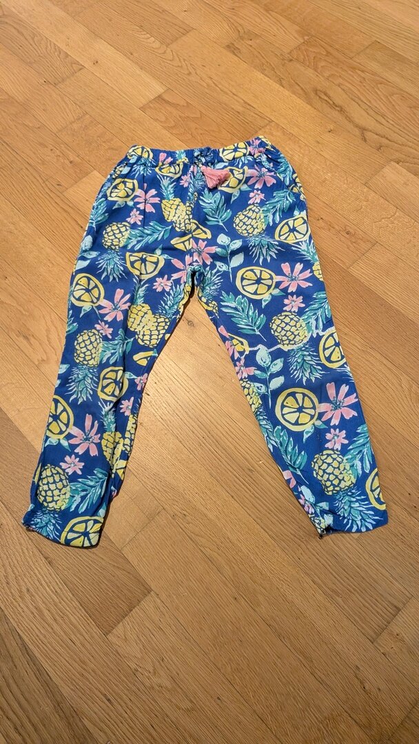 Hose, Grösse 110/116